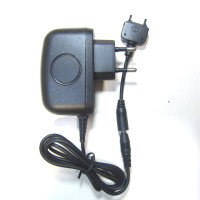 Зарядний пристрій Sony Ericsson CST75 CST75